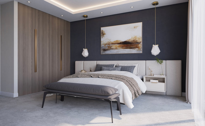 A powerful warm light diffused through double-blown glass, the Briolette Small Pendant showcases striking prismatic contours held by the brand’s signature metallic prongs.