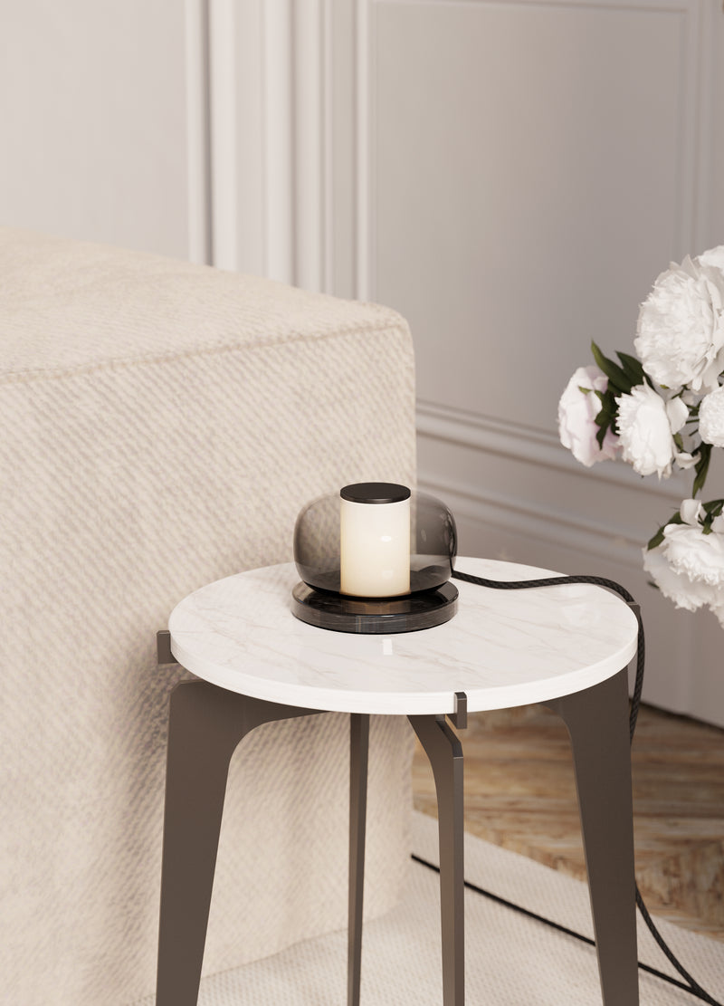 A high end desk lamp created with a sophisticated mix of glass and stone, the Luna A desk lamp stands out by the softness of its shapes and lines and is controlled by an elegant inline dimmer. The Luna A desk lamp by contemporary designer, Gabriel Scott, is the perfect desk lamp for a high end private office.