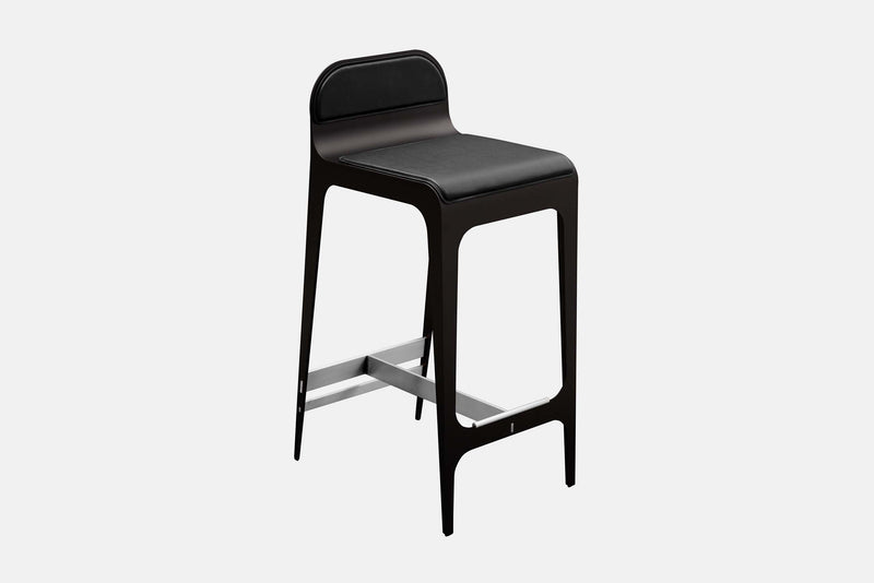 The luxury barstool is commonly used for residential projects for the kitchen counter or home-bar as well as for restaurant and hotel projects.